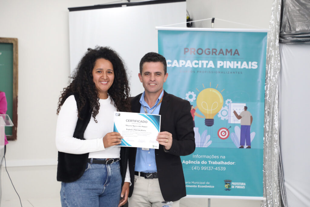 1 Mais De 100 Certificados São Entregues Pelo Programa Capacita Pinhais