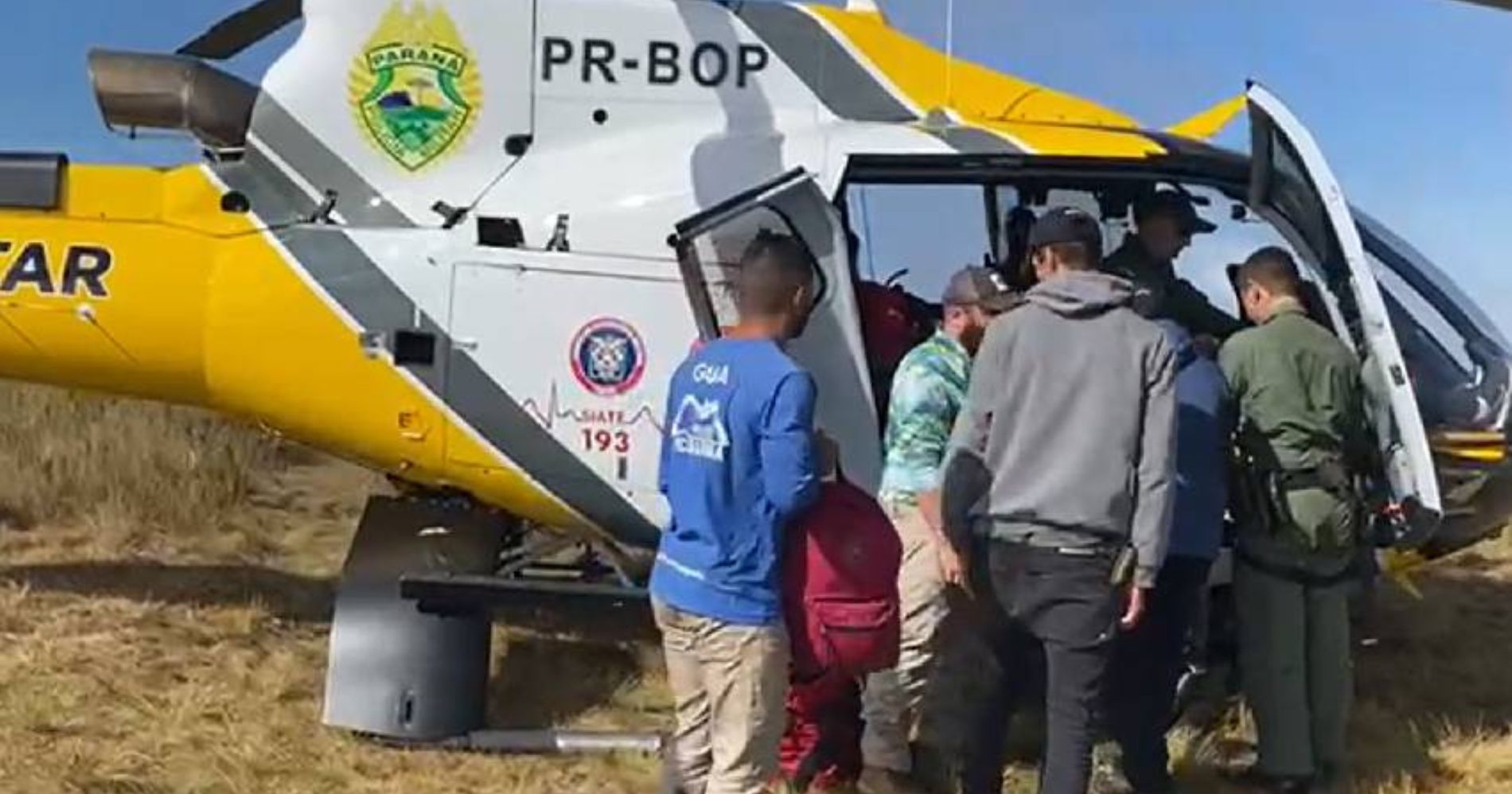 Mulher ferida no Pico Itapiroca é resgatada por helicóptero