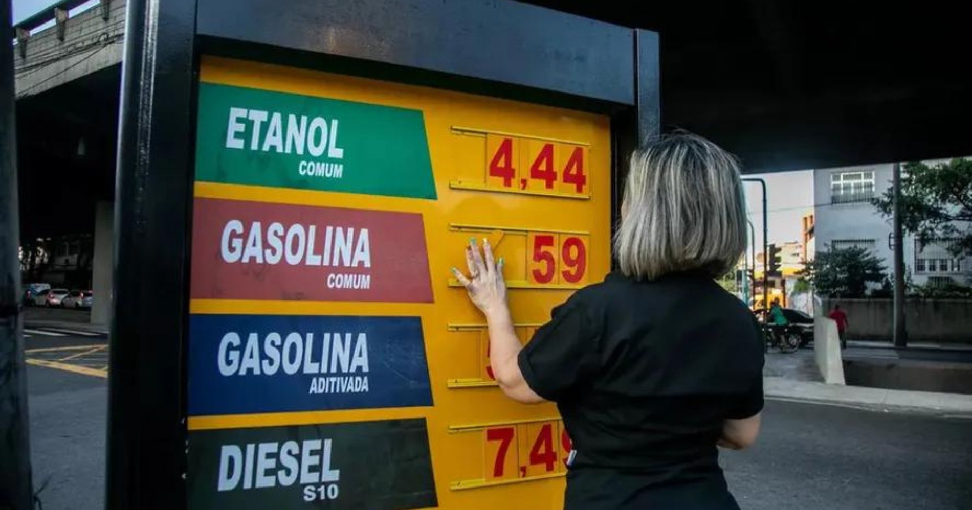 Com aumento de imposto preço do diesel sobe semana que vem; alta pode chegar a 1,7% na bomba