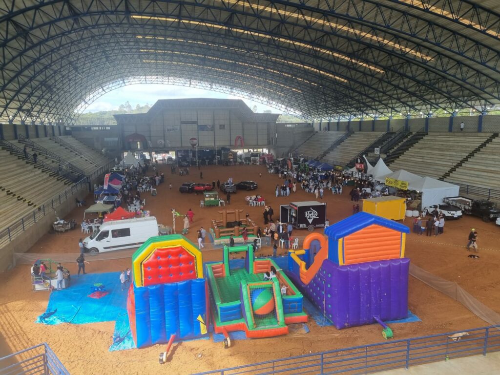 Cavalgada Rancho Dalprá Chega À Sua 3ª Edição Mostrando A Tradição Do Campo Em Campina Grande Do Sul Evento Contou Com Barracas De Gastronomia E Produtos Cowntry E Parquinho Para As Criancas 1 Cavalgada Rancho Dalprá Chega À Sua 3ª Edição Mostrando A Tradição Do Campo Em Campina Grande Do Sul