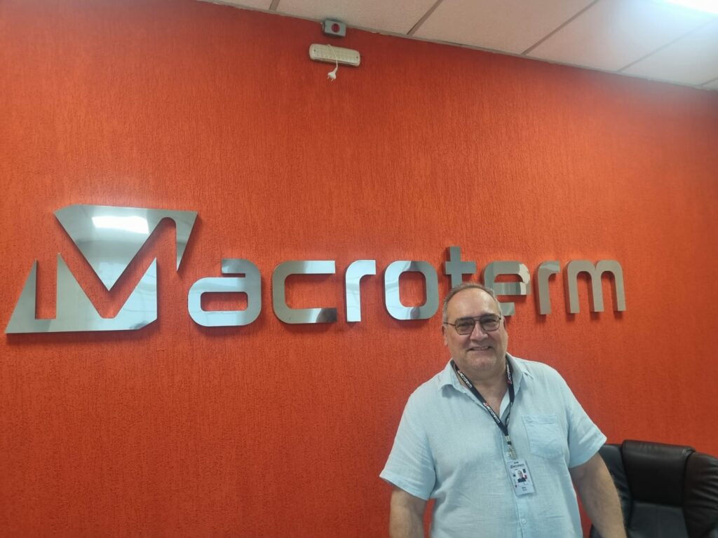 Elias Abram Diretor Da Empresa Macroterm Marca Presença Na Habitacon 2023