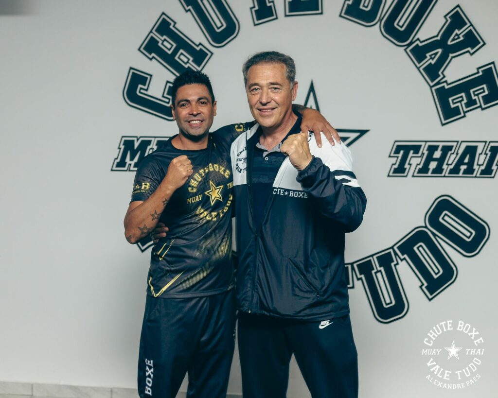 Chute Boxe Inaugura Centro De Treinamento Em Campina Grande Do Sul Mestre Alexandre Paes E O Ceo E Fundador Da Chute Boxe O Grao Mestre Rudimar Fedrigo Chute Boxe Inaugura Centro De Treinamento Em Campina Grande Do Sul