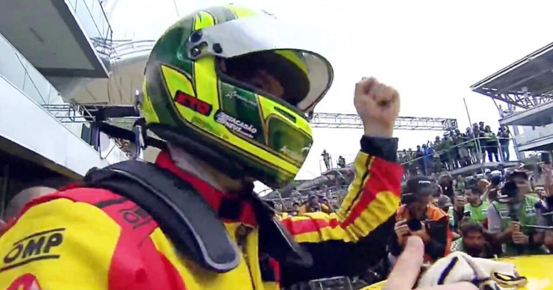 Paranaense Gabriel Casagrande, garante bicampeonato da Stock Car na corrida 2 de Interlagos