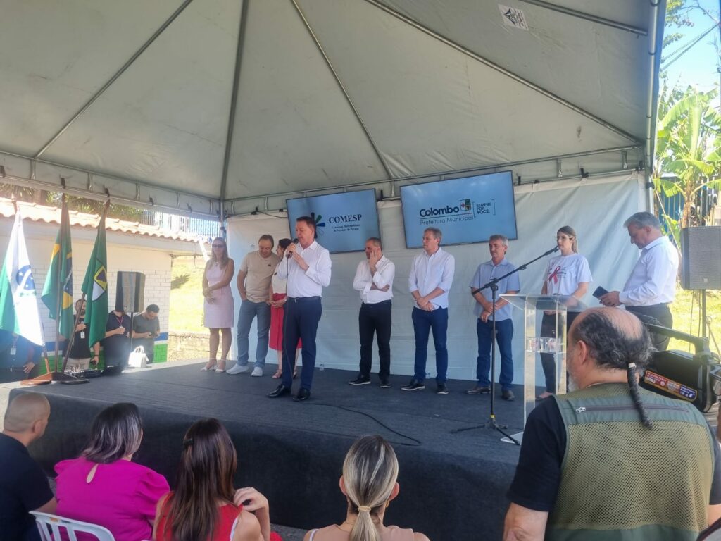 Colombo Inaugura Dois Novos Ambulatórios Médicos De Especialidades Serao 14 Mil Atendimentos Mensais Disse O Prefeito De Colombo Helder Lazarotto Colombo Inaugura Dois Novos Ambulatórios Médicos De Especialidades