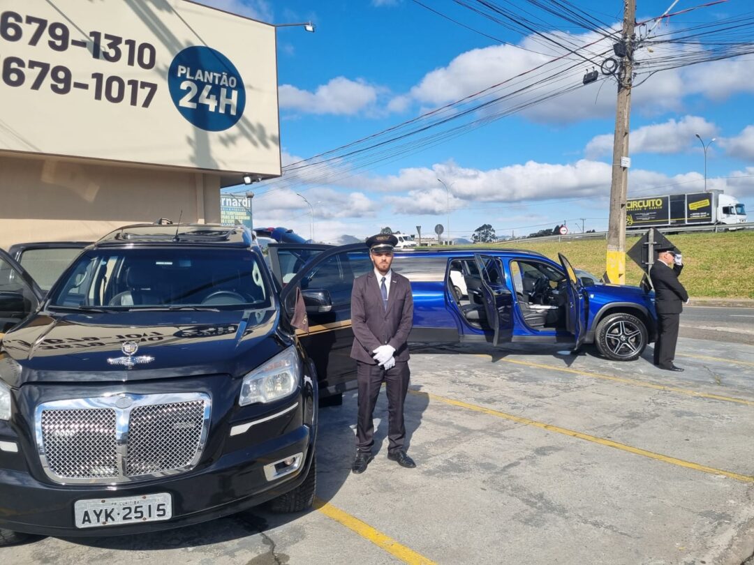 Funerária Santa Mônica É Reinaugurada Após Reforma Completa E Serviços Executivos Entre As Novidades Apresentadas Estao Dois Veiculos Limousines Exclusivos Com Destaque Para Uma Mercedes Glb 200 – Unica No Mundo Adaptada Para Cortejo Funebre Funerária Santa Mônica É Reinaugurada Após Reforma Completa E Serviços Executivos
