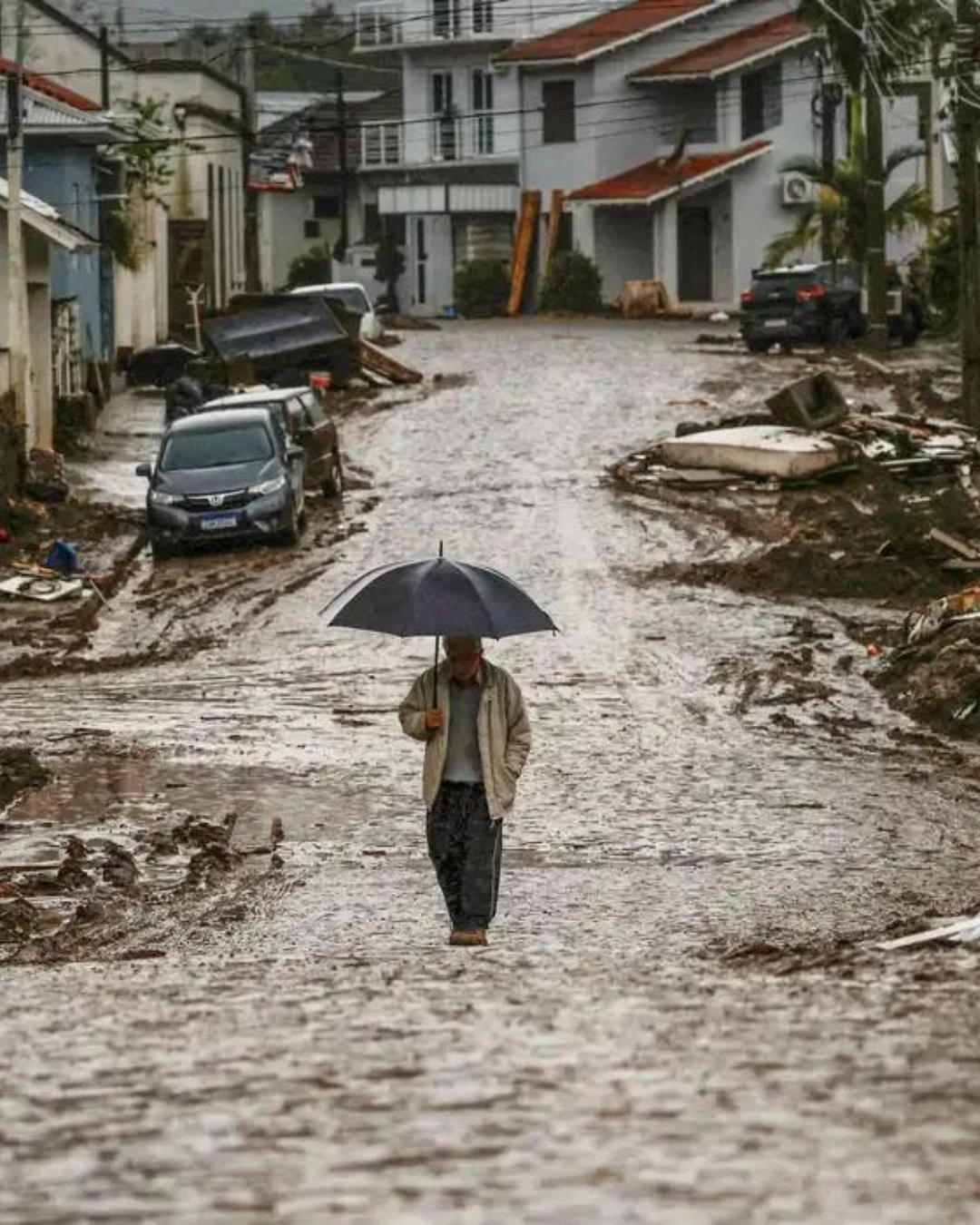 Imagem de destaque - Número de desabrigados no Rio Grande do Sul supera 80 mil, informa relatório