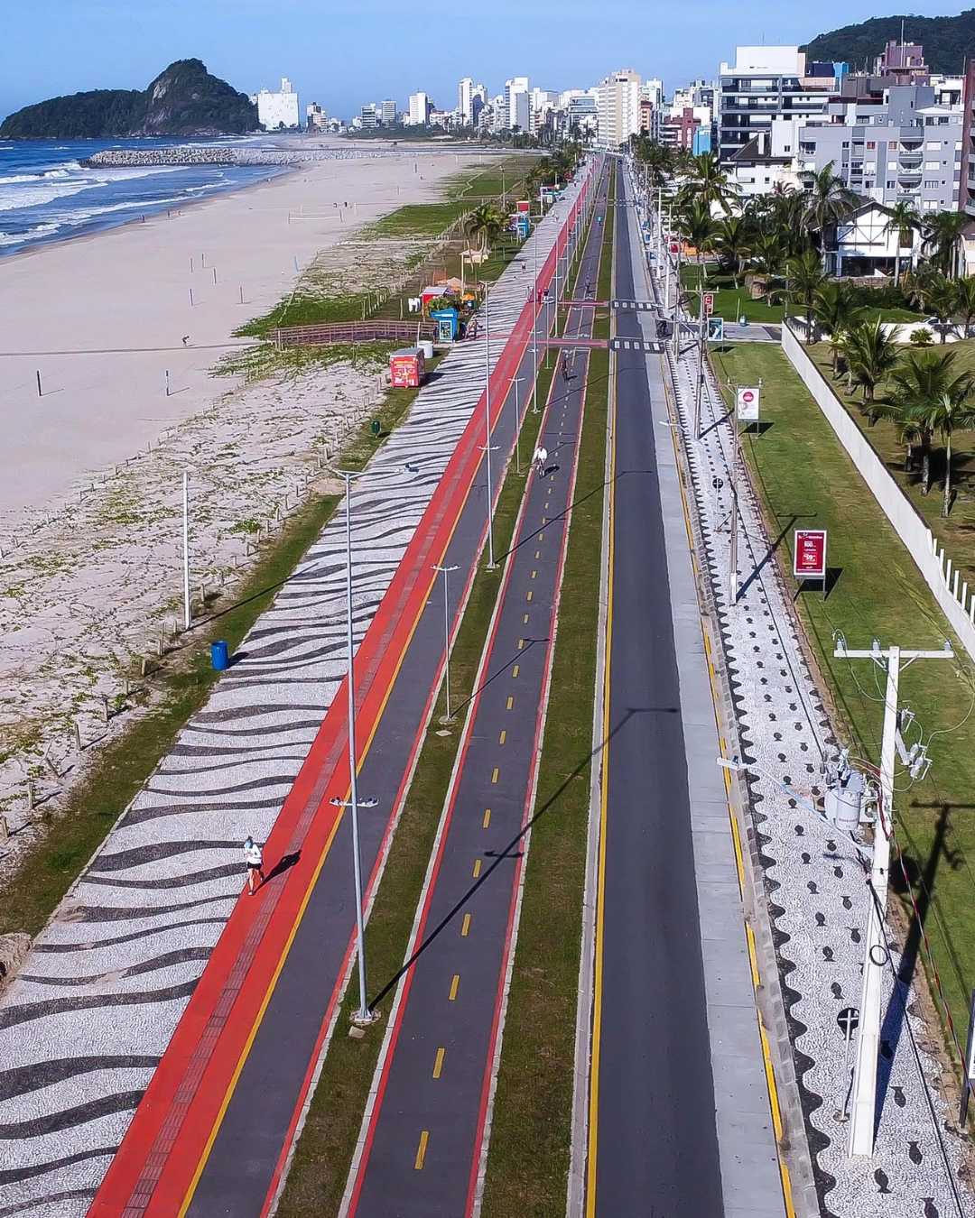 Imagem de destaque - Obras de revitalização na orla de Matinhos atingem 94,21% em maio