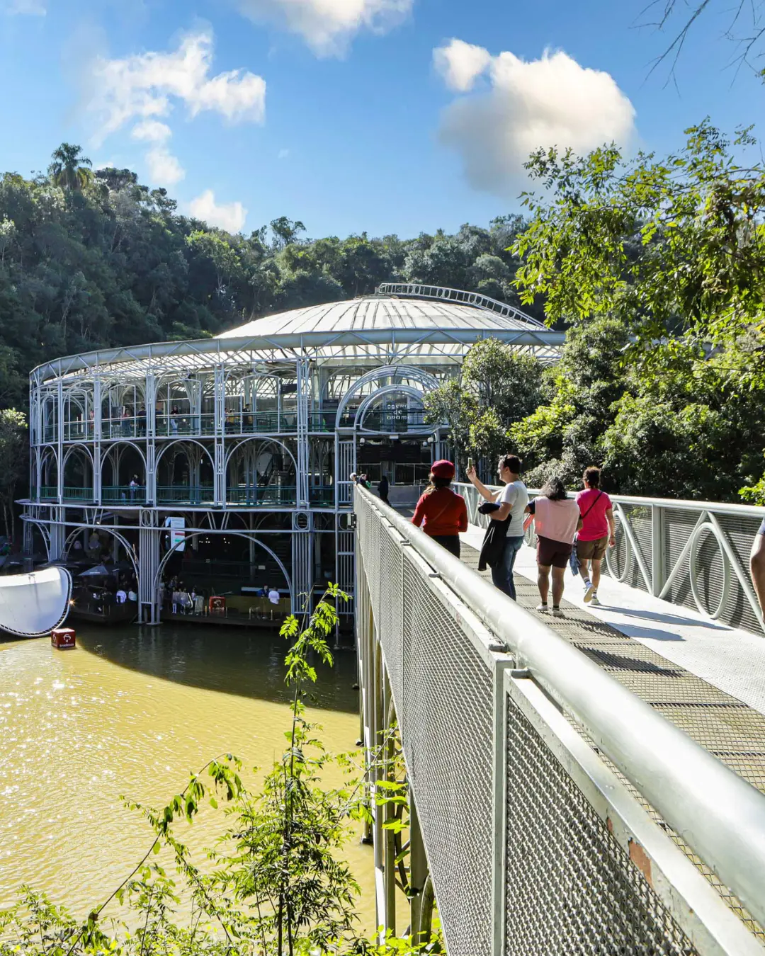 Paraná é destaque no turismo internacional com meio milhão de visitantes no 1º semestre