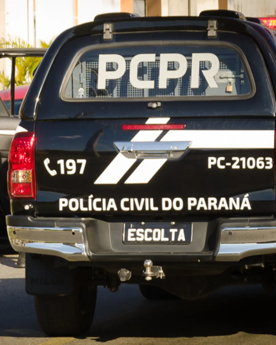 Polícia Civil do Paraná prende três suspeitos de roubo em flagrante e recupera veículo em Colombo