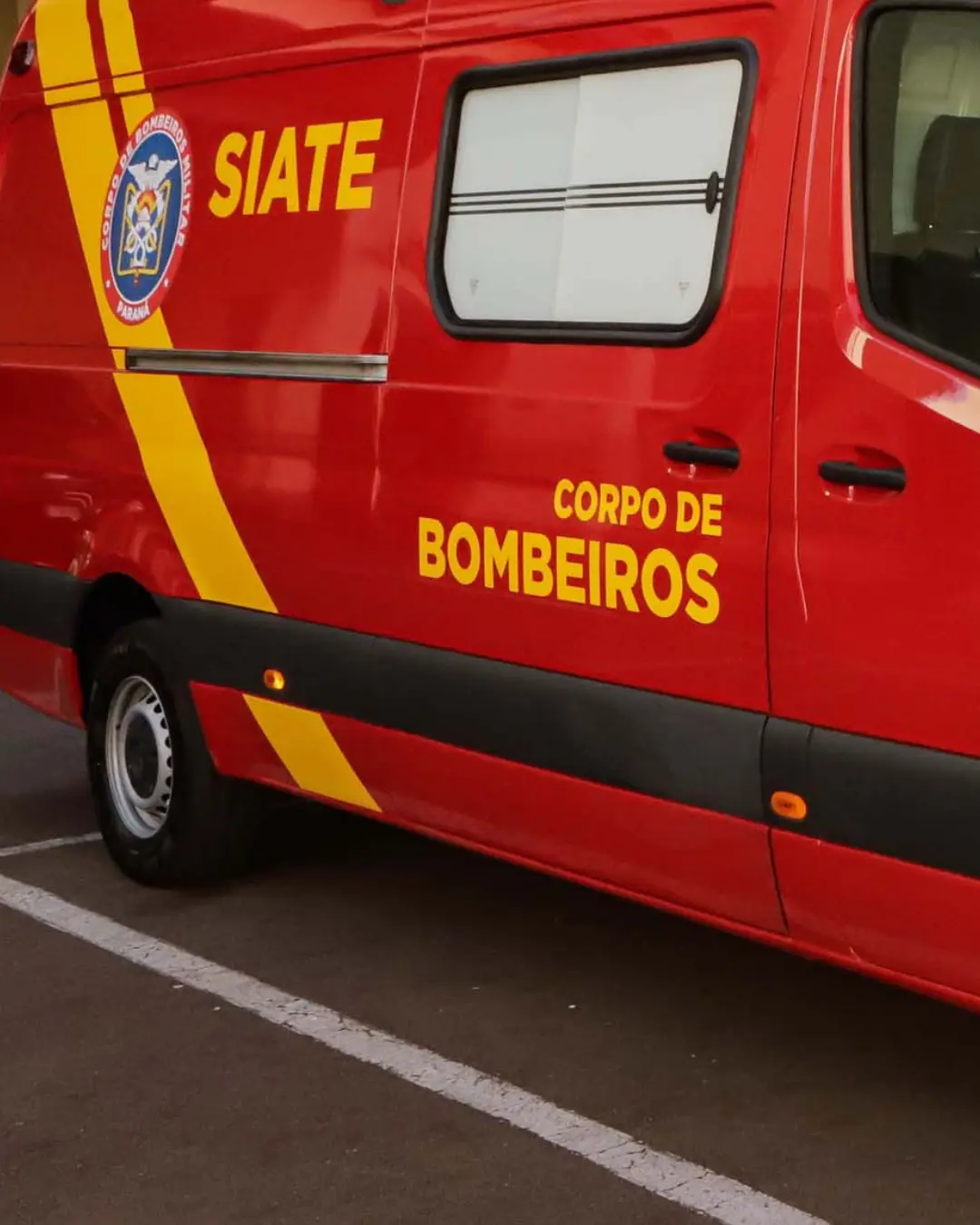 Em Colombo, idoso morre atropelado por moto ao atravessar a Estrada da Ribeira