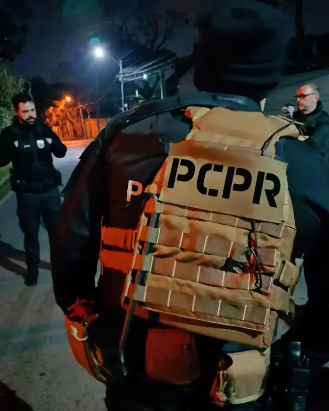 Operação policial prende suspeitos de furtar cargas em Curitiba e Colombo