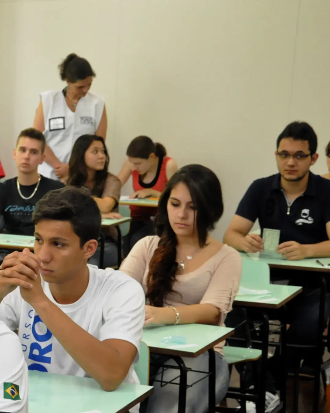 Primeira fase do Vestibular da UFPR acontece neste domingo (20) em 11 cidades