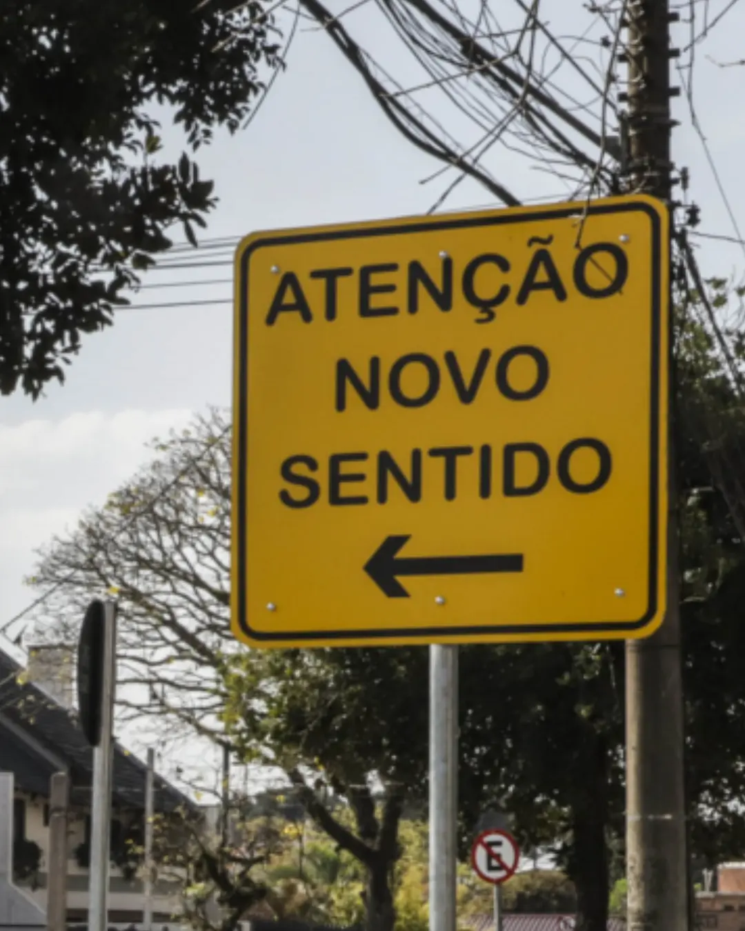 Rua no Bacacheri ganha sentido único a partir desta terça-feira; confira mudanças