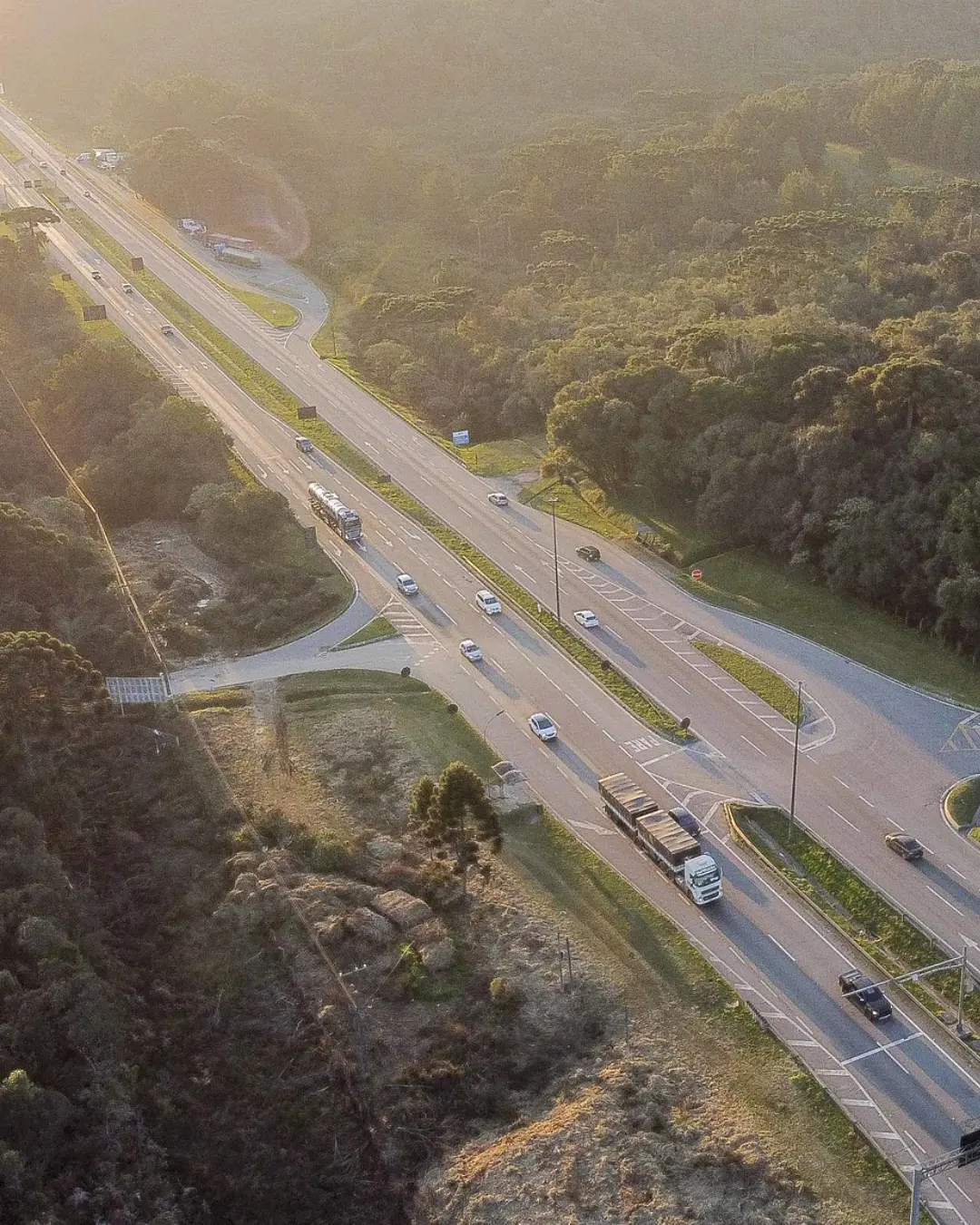 Rodovias do Litoral do Paraná recebem reformas e esquema especial para a temporada de verão