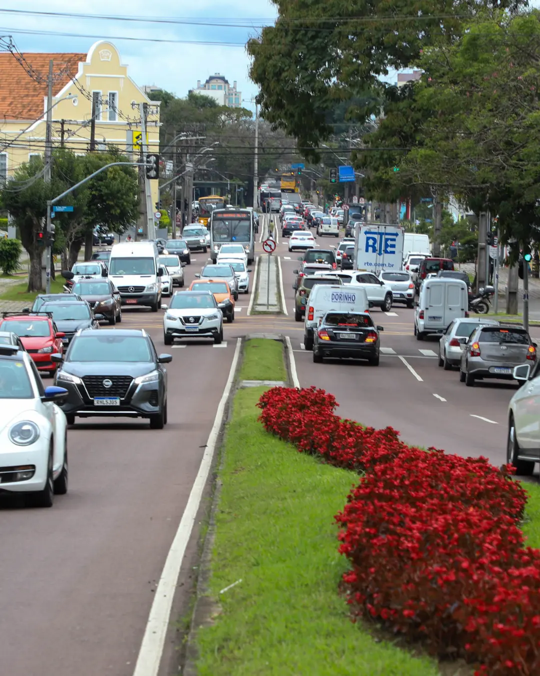 IPVA 2025 no Paraná: novos prazos e ampliação de isenções para veículos