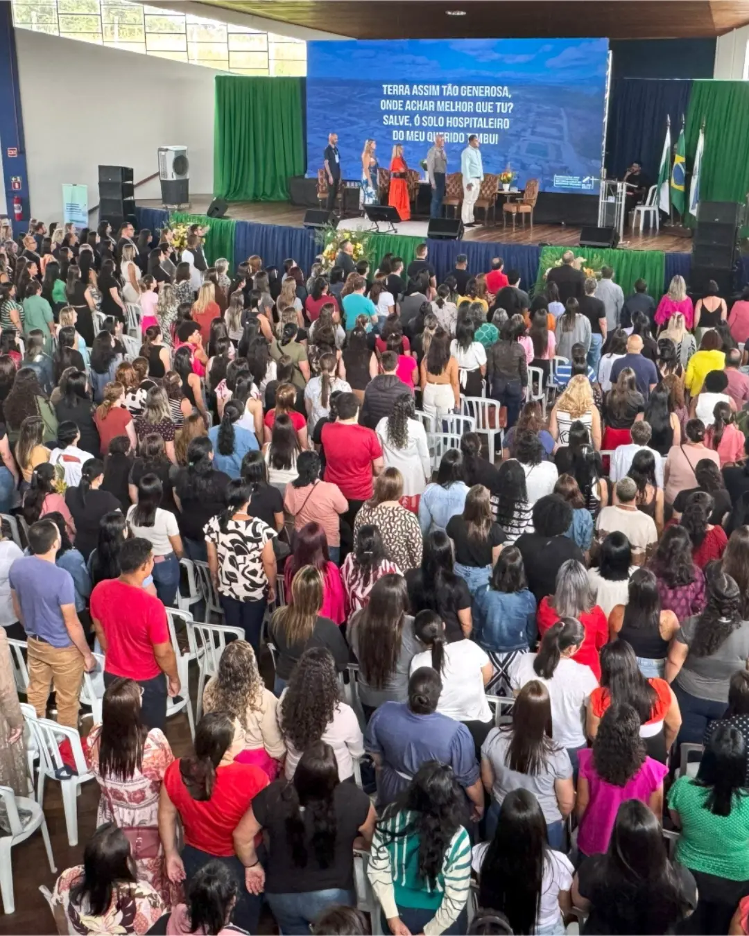 Às vésperas da volta às aulas, profissionais da Educação de Campina Grande do Sul participam da formação continuada