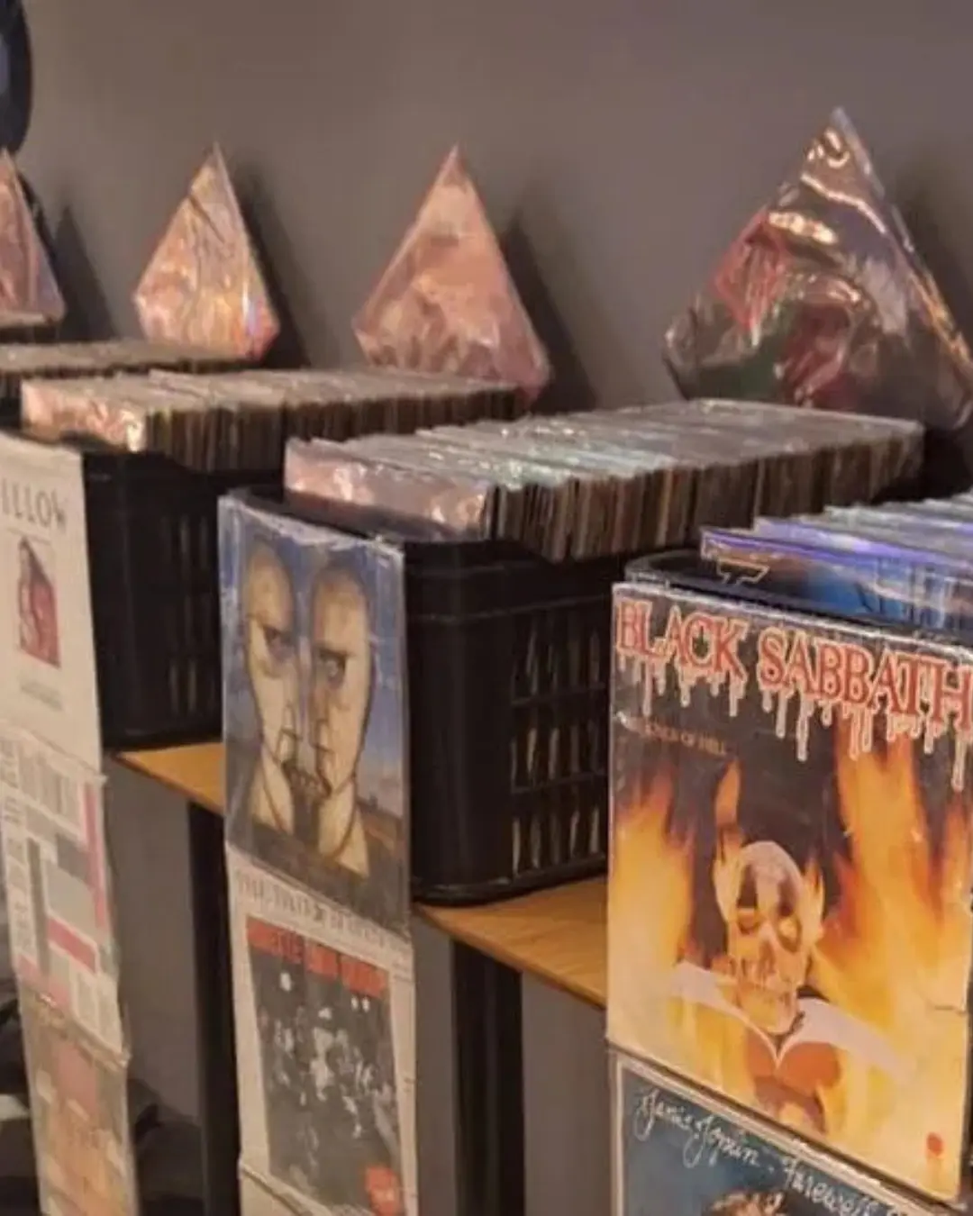 Feira de Vinil no Shopping Crystal oferece nostalgia, raridades e discotecagem ao vivo nos dias 8 e 9 de fevereiro