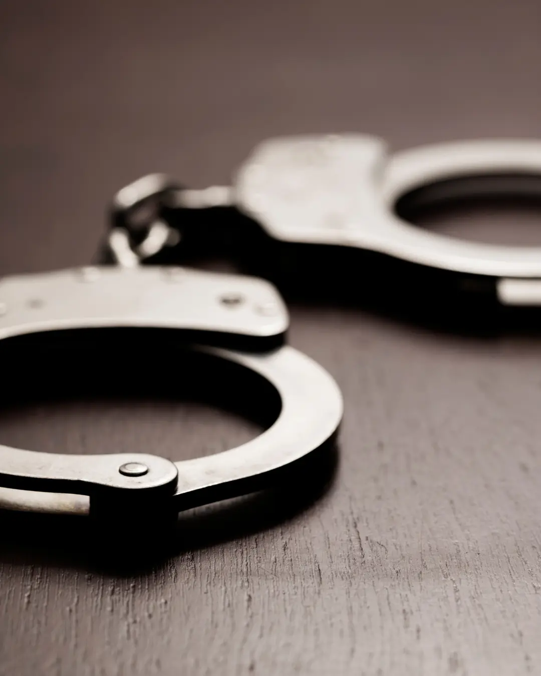 Polícia procura homem condenado por abusar de enteada por cinco anos em Marechal Cândido Rondon, Paraná