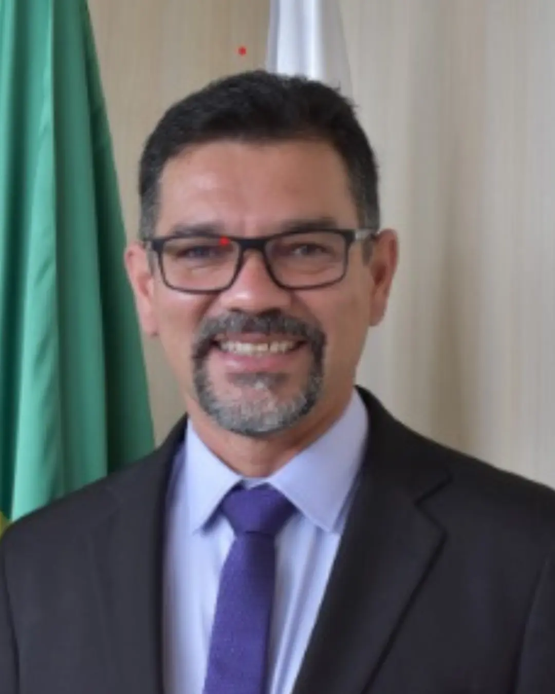 Presidente da Câmara de Colombo renuncia ao cargo; nova eleição acontece na terça-feira (18)