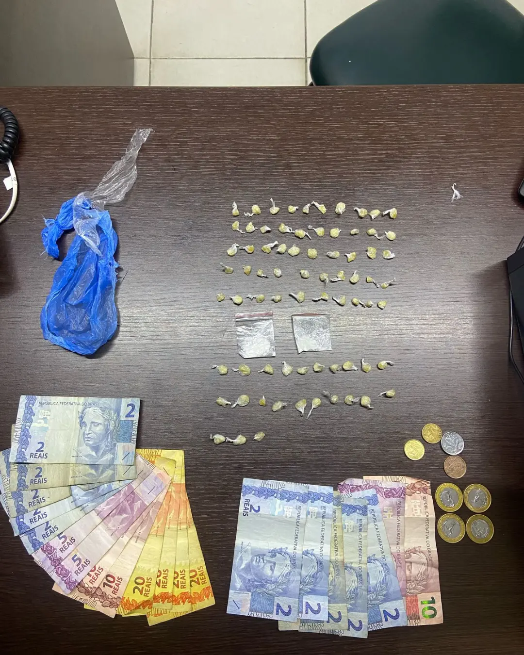 Em dois dias, PM faz apreensões de crack e cocaína em bairros de Campina Grande do Sul