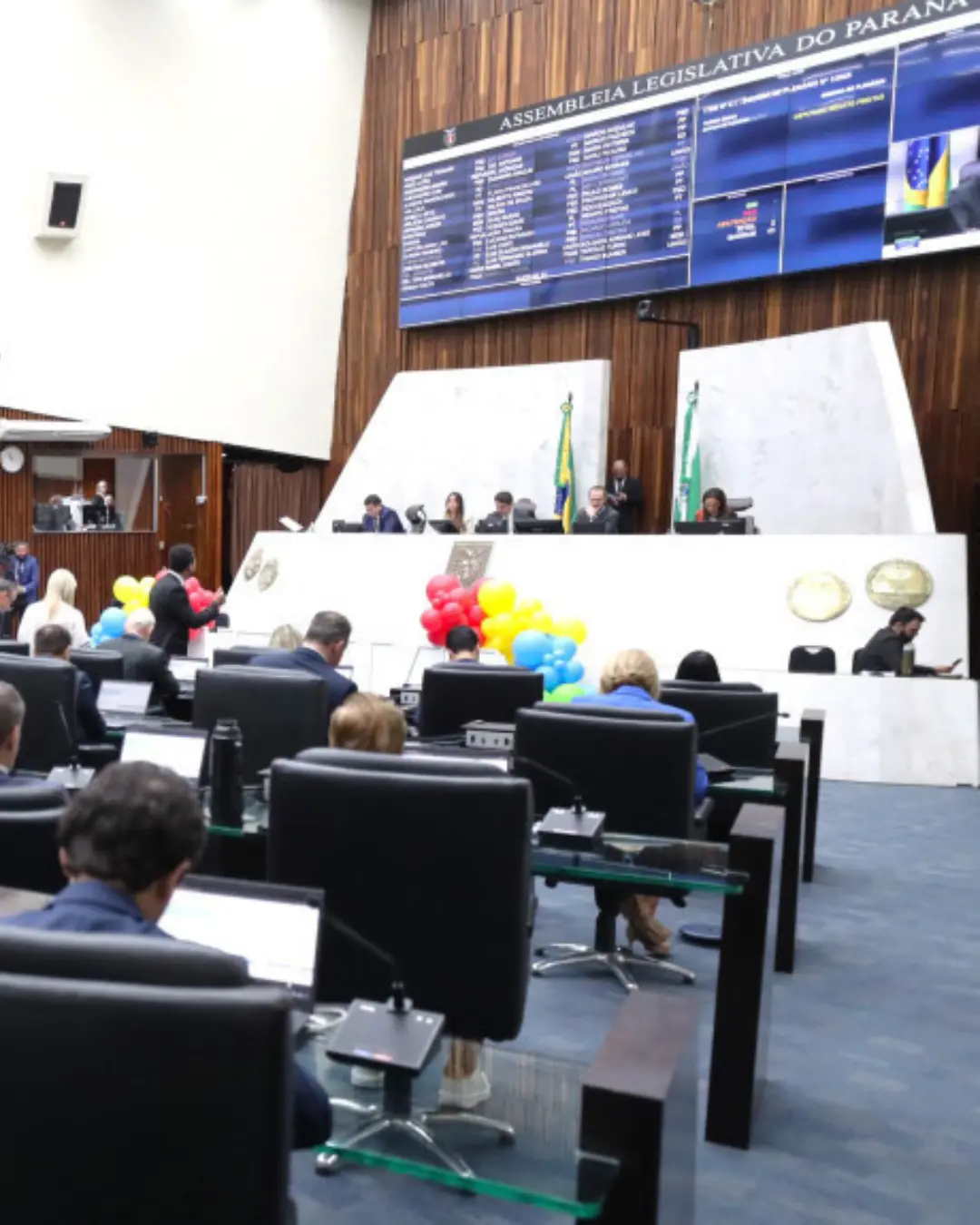 Assembleia Legislativa aprova por unanimidade a criação da CNH Social no Paraná