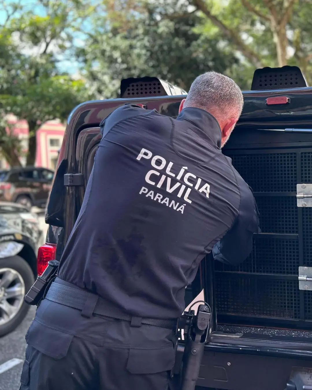 PCPR resgata 10 mulheres em situação irregular e prende sócio de clínica em Antonina