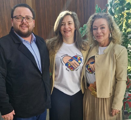 Quatro Barras realiza 1º Seminário de Neurodiversidades e anuncia Centro de Autismo