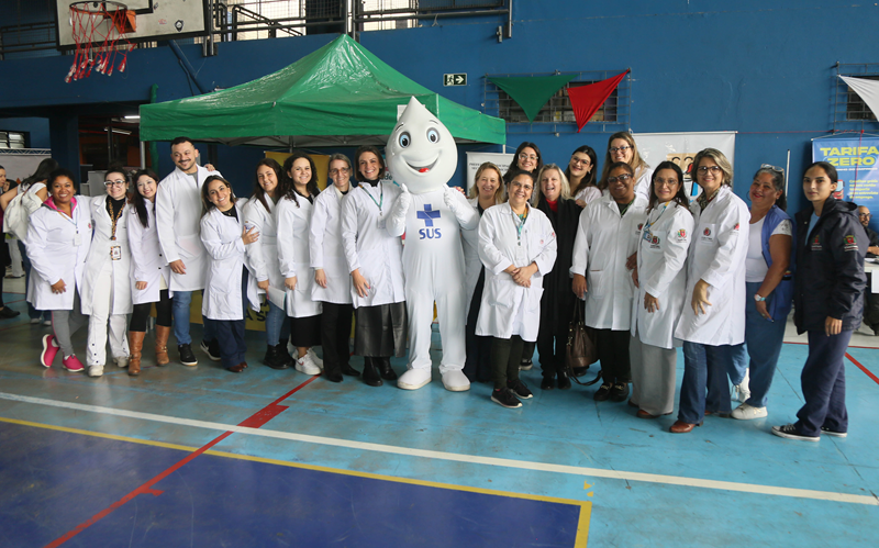 Programa Assembleia nos Bairros estreia com grande adesão em Curitiba e serviços variados à população
