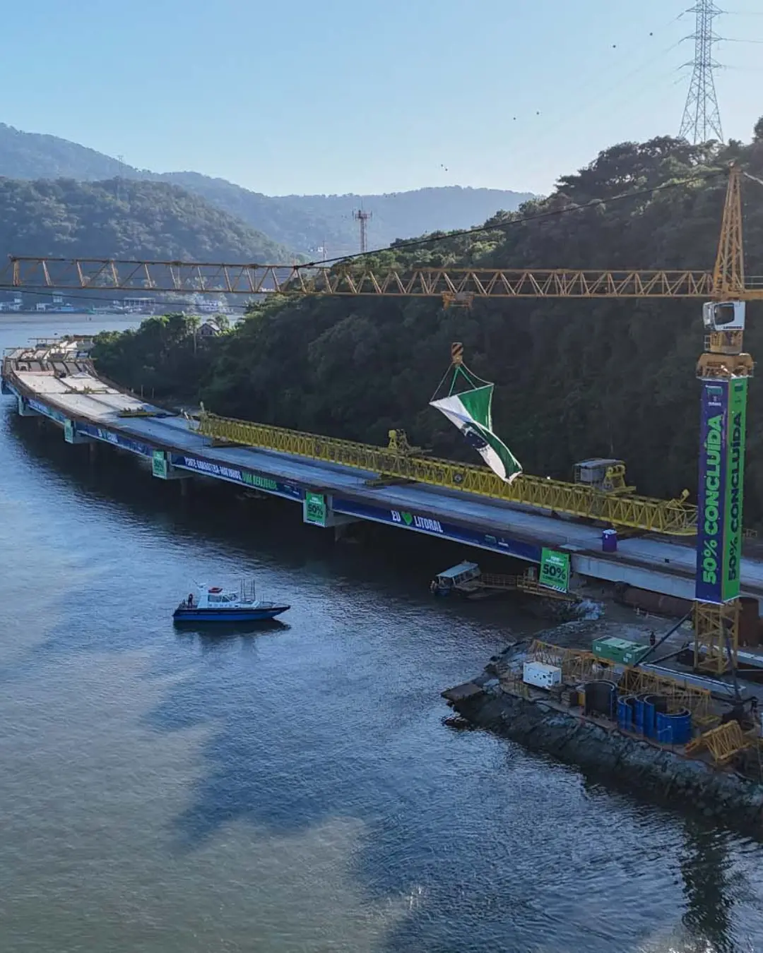 Construção da Ponte de Guaratuba alcança 50% e promete transformar o Litoral do Paraná até 2026