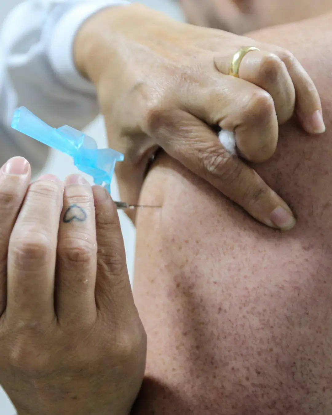 Quatro Barras inicia vacinação contra a Influenza para grupos prioritários nesta primeira fase