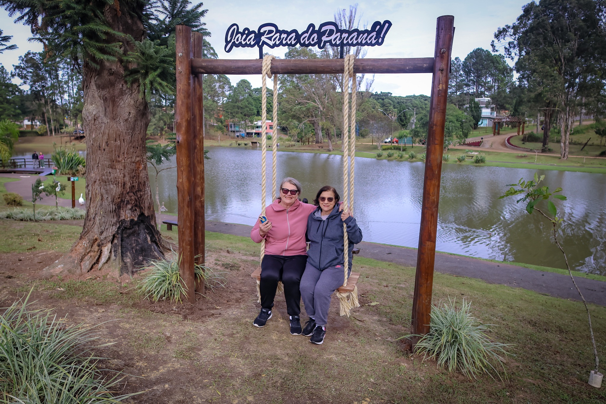 Parque do Lago ganha nova cara e recebe mais de 500 pessoas durante o ‘Sábado Ambiental’ em Quatro Barras