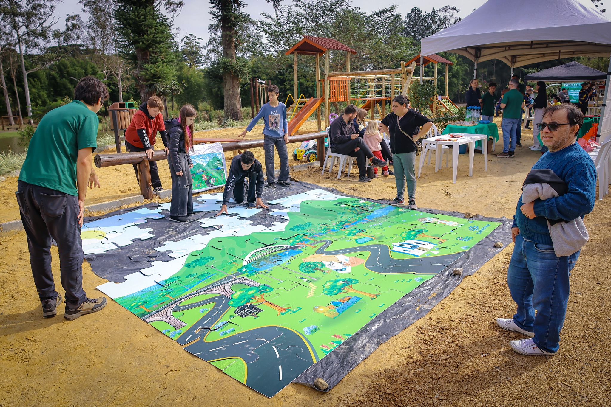 Parque do Lago ganha nova cara e recebe mais de 500 pessoas durante o ‘Sábado Ambiental’ em Quatro Barras