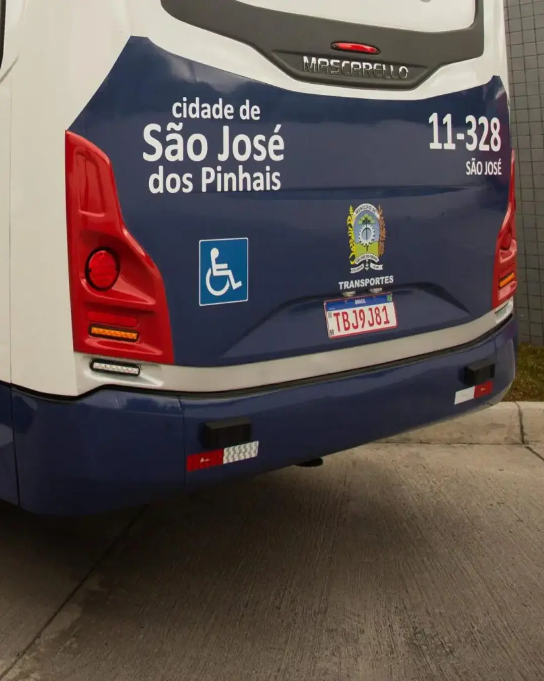 São José dos Pinhais sanciona lei contra rabeira em ônibus e veículos automotores