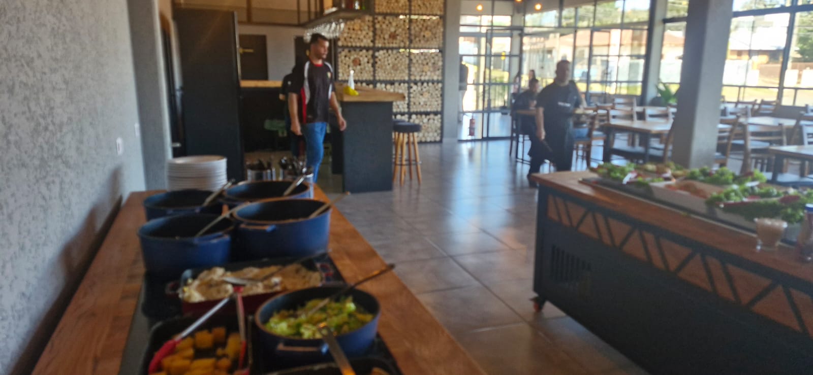 Churrascaria Novo Sabor muda de endereço e apresenta ambiente renovado com rodízio a R$ 45