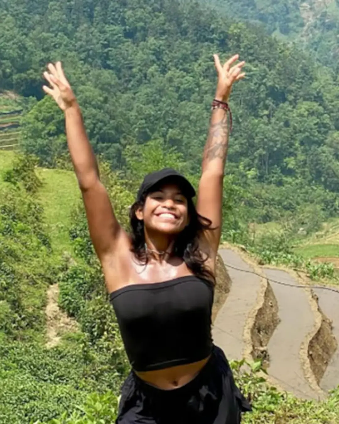 Autópsia confirma múltiplos traumas por queda como causa da morte de Juliana Marins no Monte Rinjani