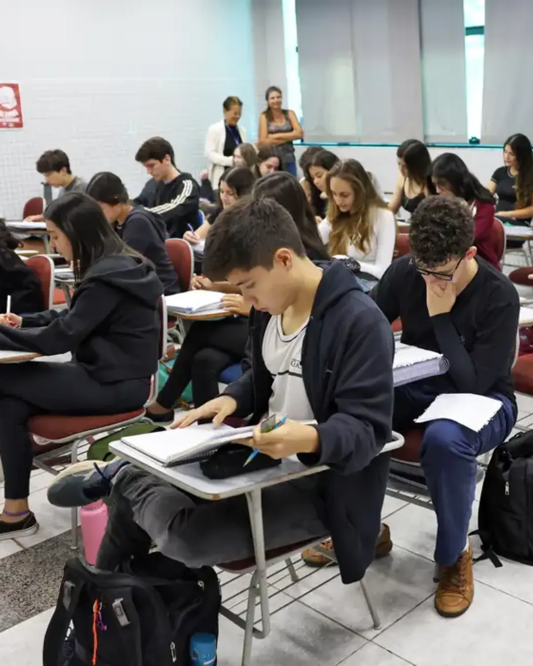 Fies 2025: pré-selecionados têm até sexta para complementar cadastro e iniciar contratação