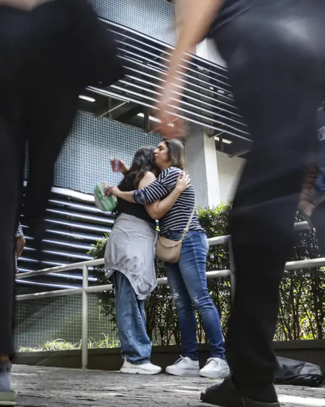 Mulheres são maioria entre os inscritos no Enem 2025, representando 60% do total