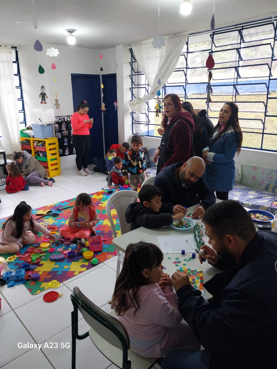 Feira do Conhecimento resgata brincadeiras e tradições na rede municipal de ensino de Campina Grande do Sul