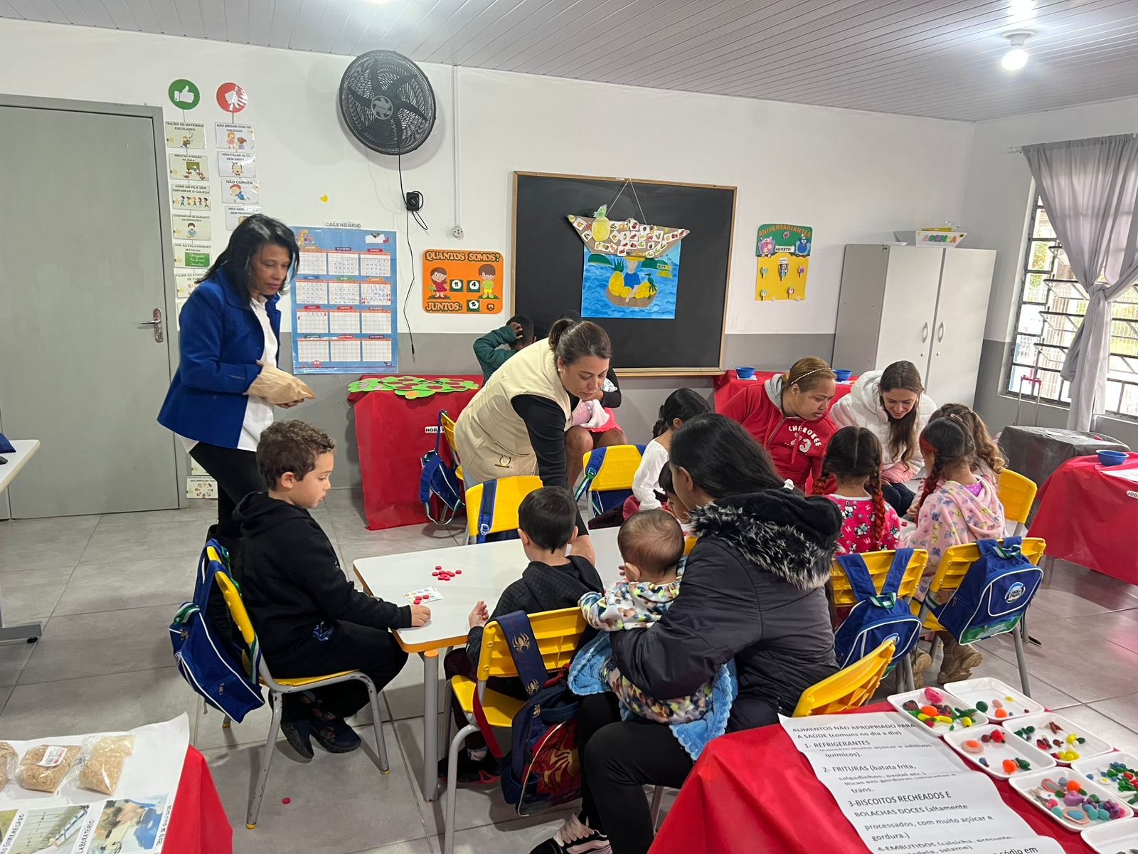 Feira do Conhecimento resgata brincadeiras e tradições na rede municipal de ensino de Campina Grande do Sul