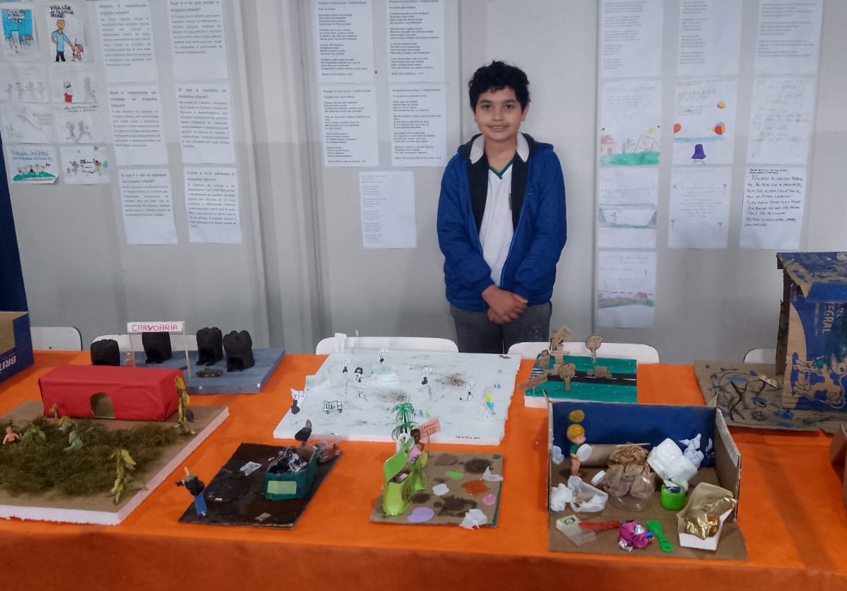 Feira do Conhecimento resgata brincadeiras e tradições na rede municipal de ensino de Campina Grande do Sul