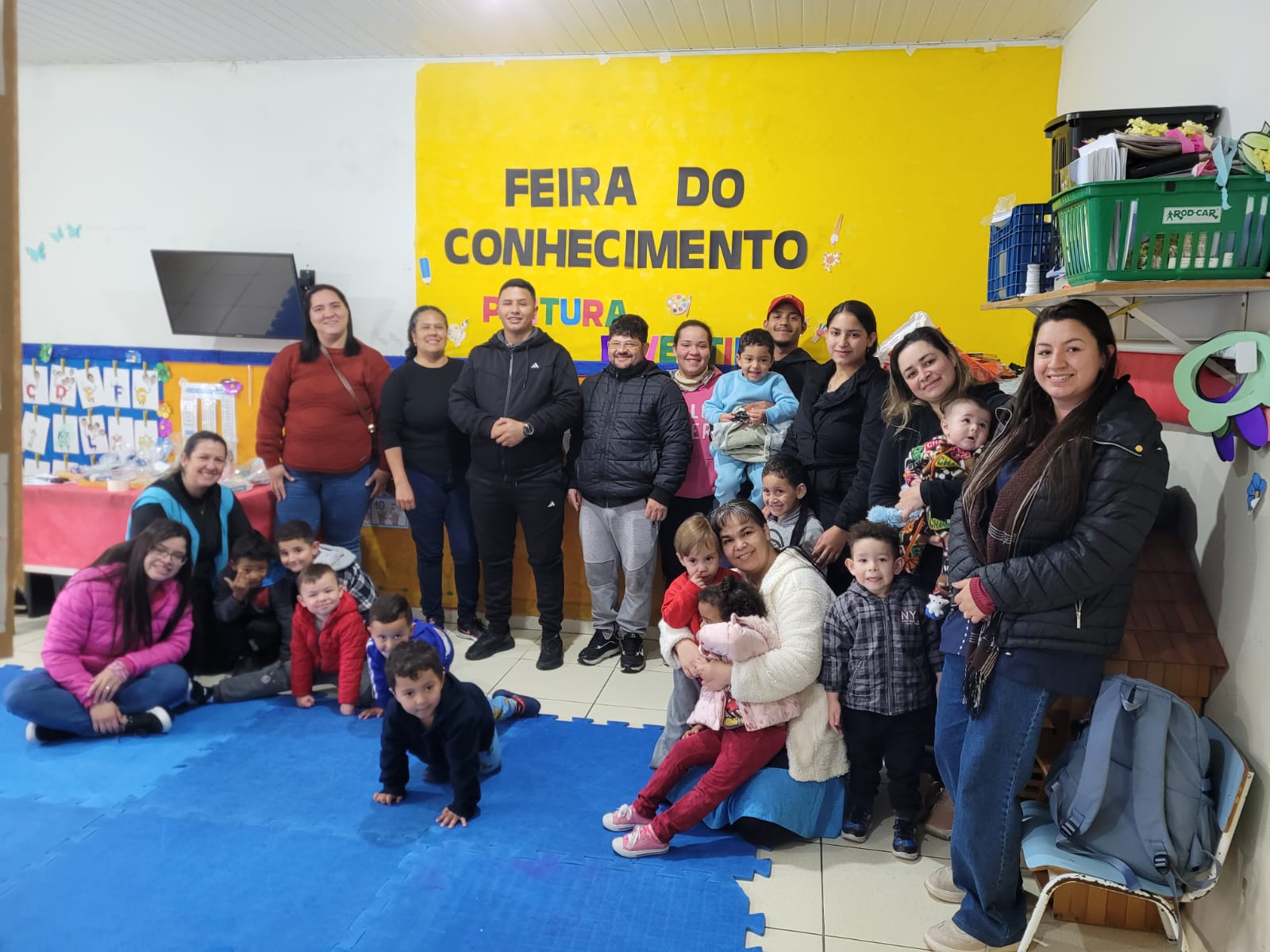 Feira do Conhecimento resgata brincadeiras e tradições na rede municipal de ensino de Campina Grande do Sul