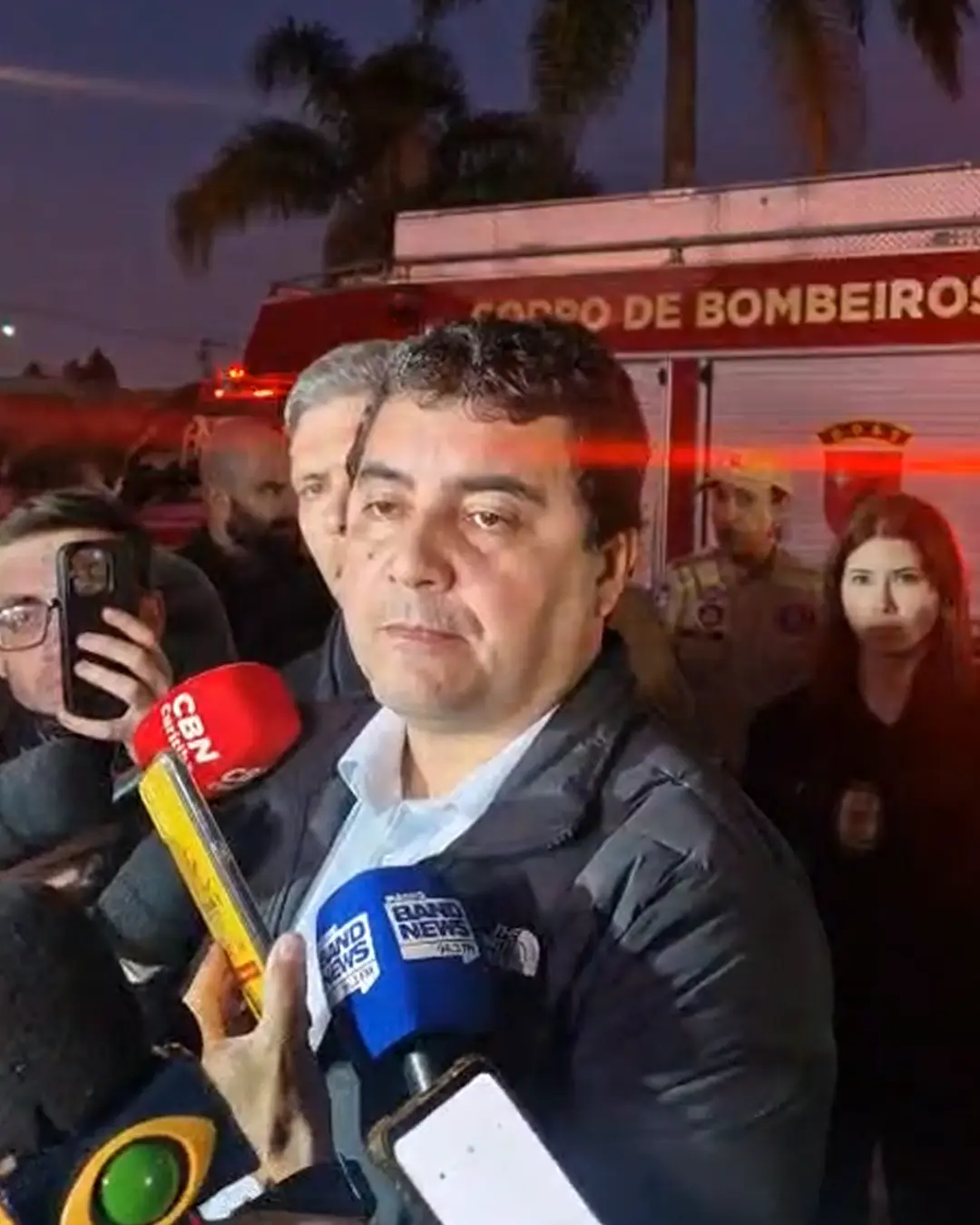 Diretor industrial da Enaex fala à imprensa sobre explosão que matou nove em Quatro Barras