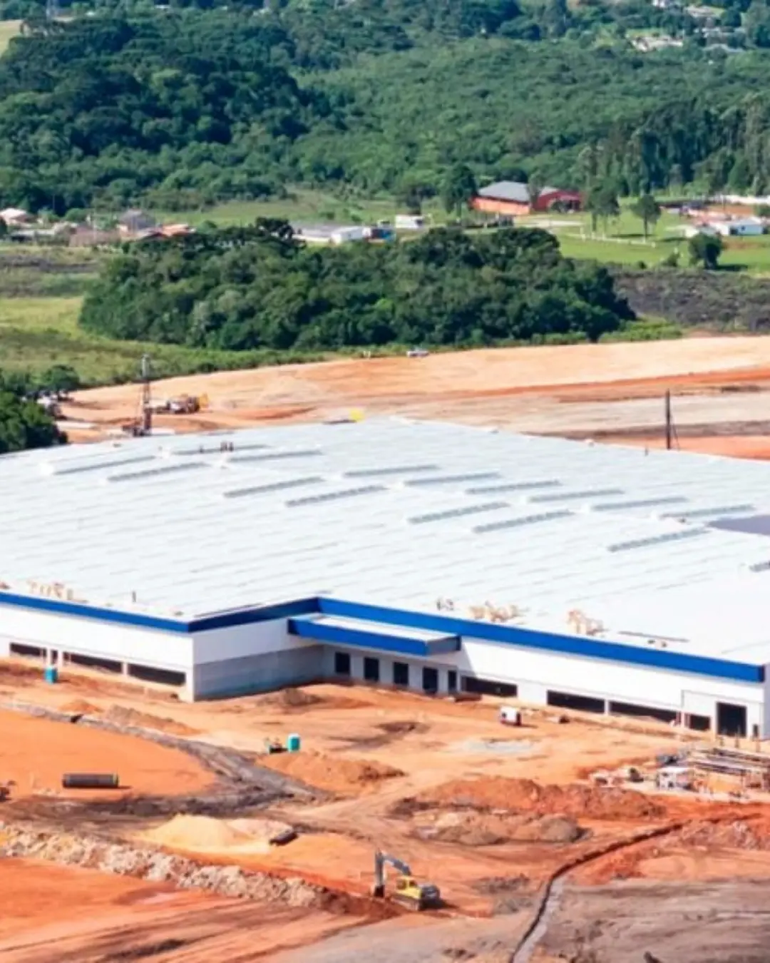 Electrolux inaugura fábrica moderna em São José dos Pinhais e prevê geração de 2 mil empregos