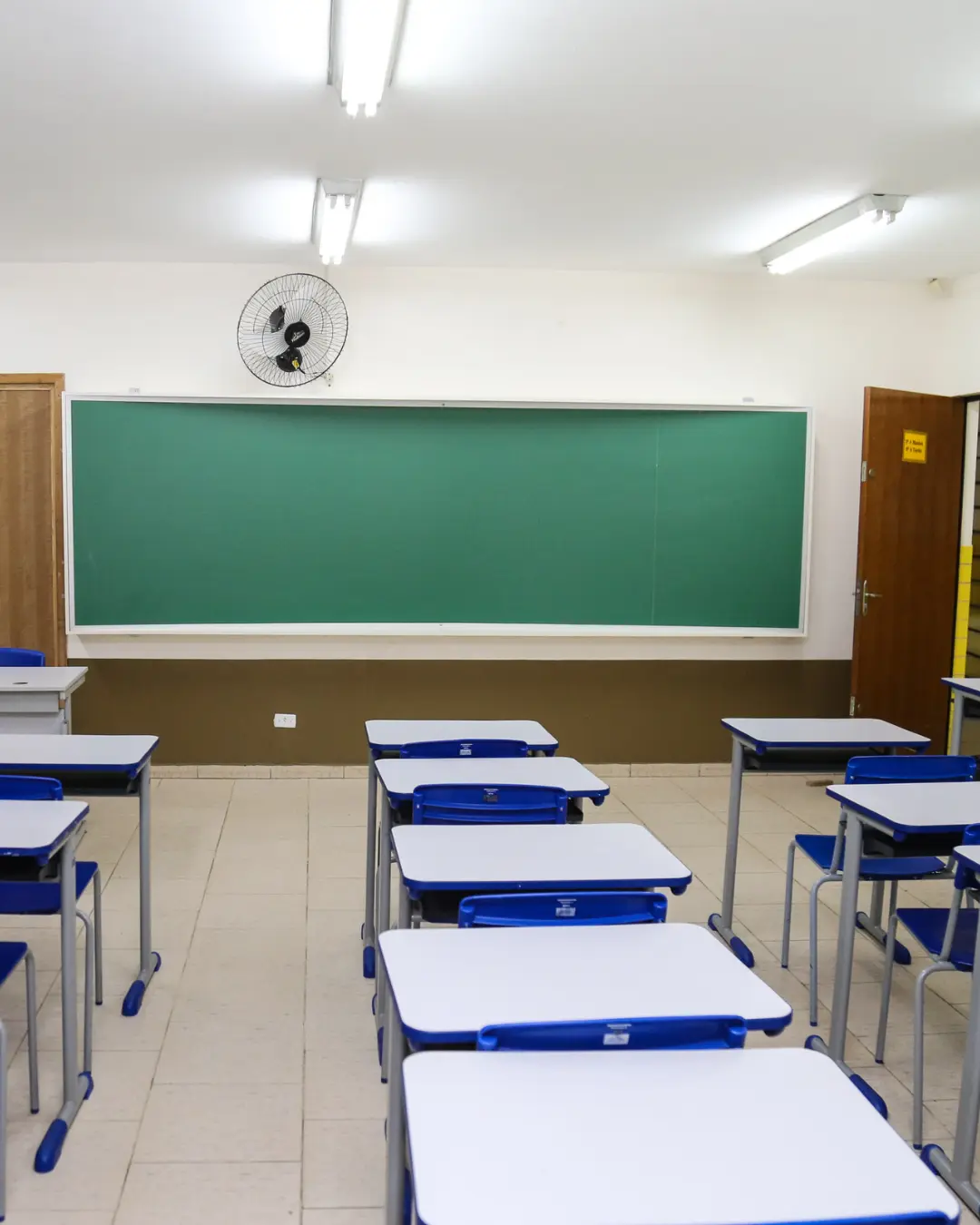 Escola em tempo integral deve ter jornada mínima de 35 horas semanais