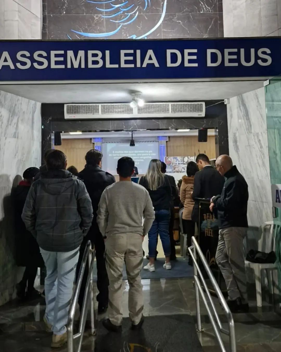 Igreja Assembleia de Deus de Quatro Barras realiza momento de oração pelos colaboradores da Enaex Brasil