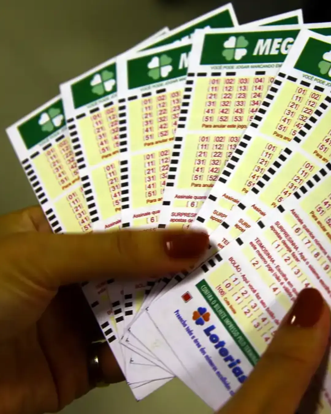Mega-Sena acumula e prêmio chega a R$ 85 milhões; próximo sorteio será no sábado (2)