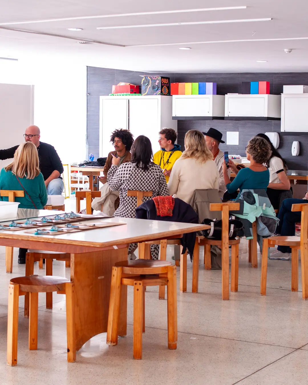 Museu Oscar Niemeyer oferece oficina gratuita de arte têxtil para educadores