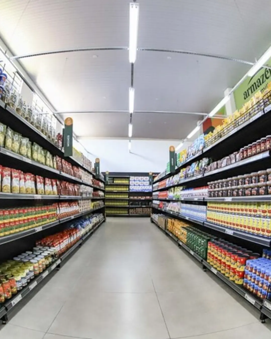 Novo Armazém da Família em Santa Felicidade oferece economia de 30% e localização estratégica