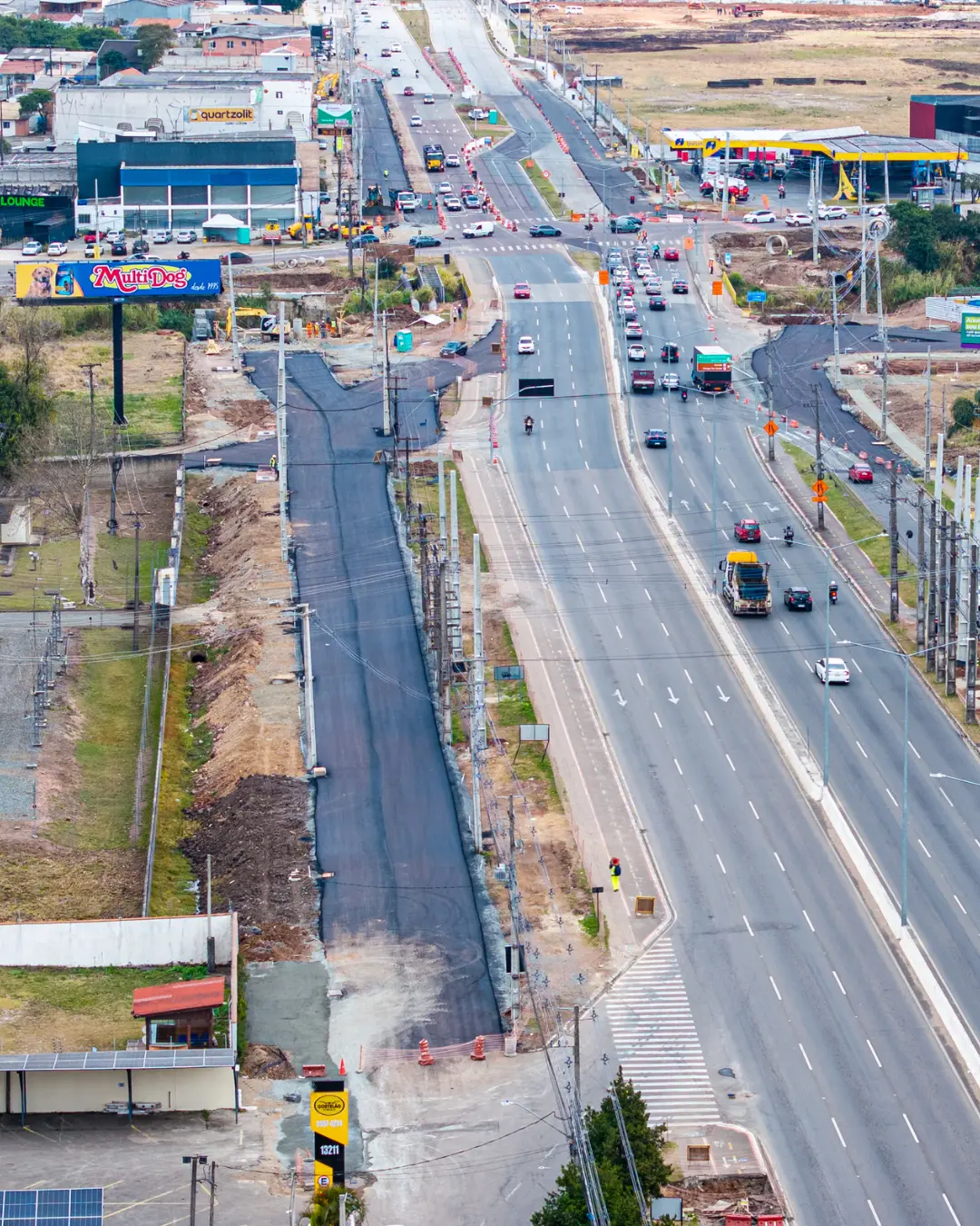 Obras do novo viaduto alteram tráfego na João Leopoldo Jacomel, em Pinhais