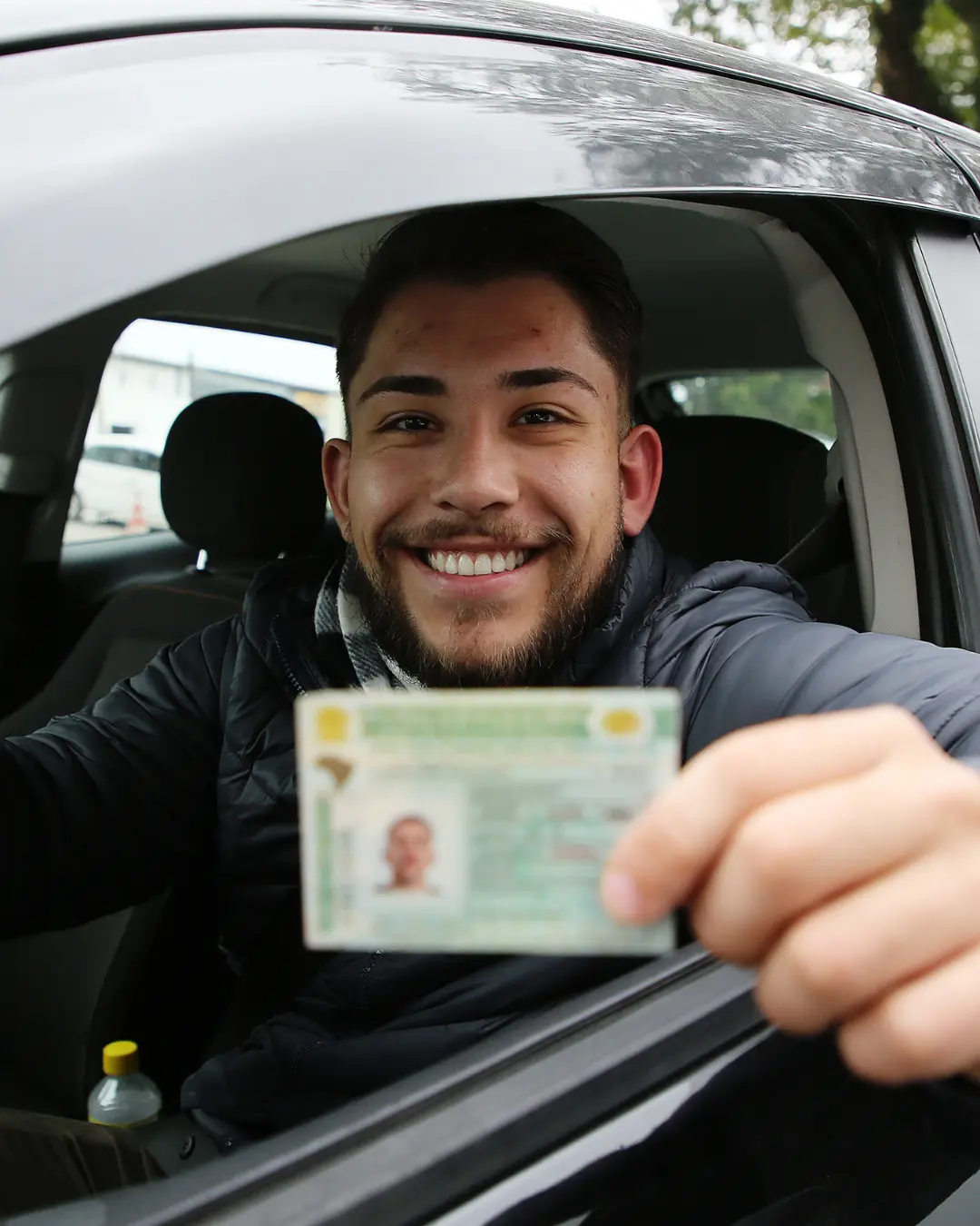 Paraná registra aumento de 14% em novos motoristas no 1º semestre de 2025, segundo Detran-PR